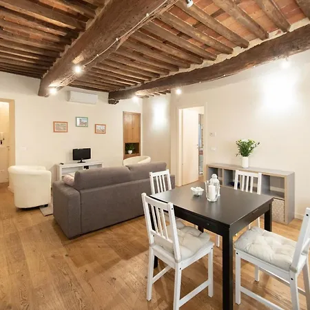 Elisabeth Luxury Flat Apartment Lucca Exterior photo