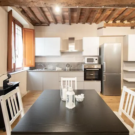Elisabeth Luxury Flat Apartment Lucca Exterior photo